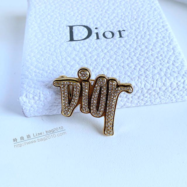 Dior飾品 迪奧經典熱銷款Dior字母胸針胸花  zgd1499